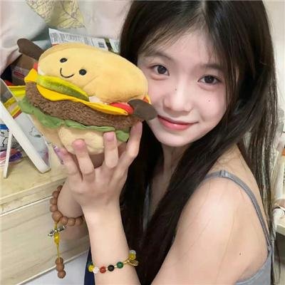 高岭之花爆雷后，大小姐在线排雷